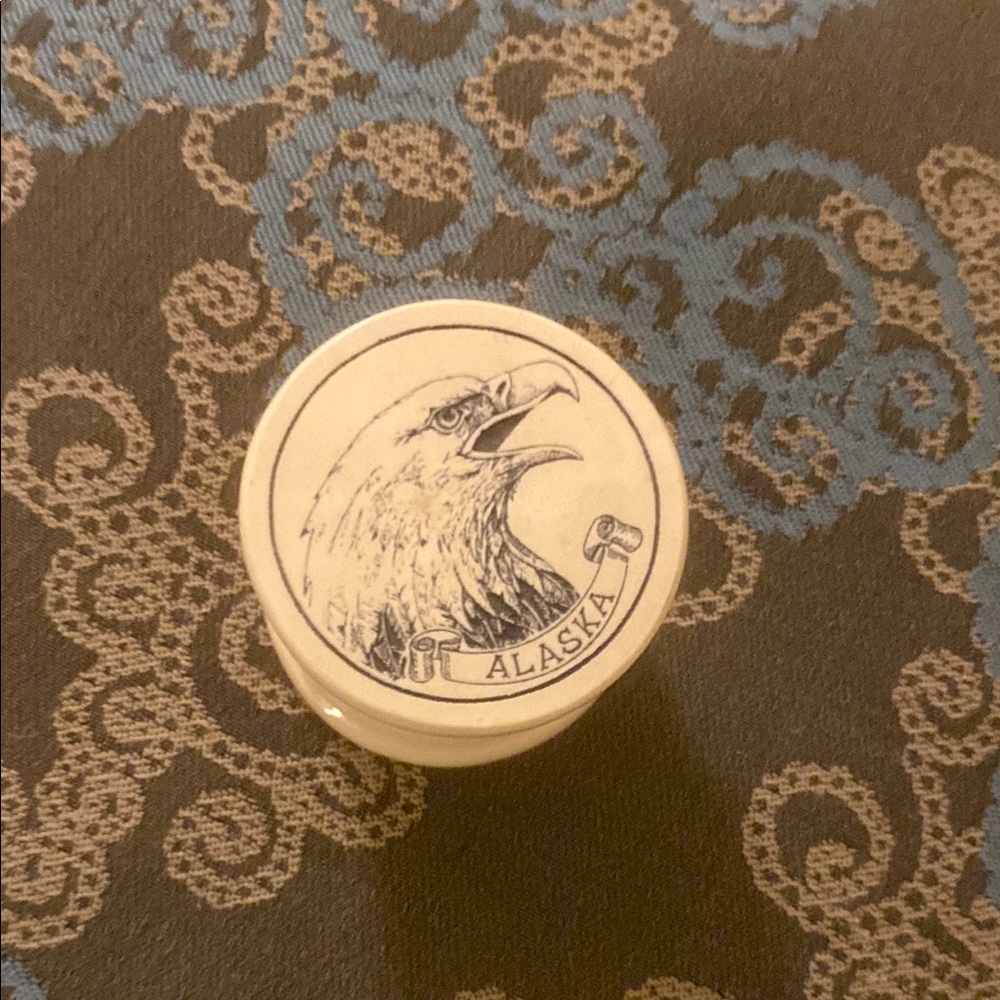 Vintage Alaska Eagle box